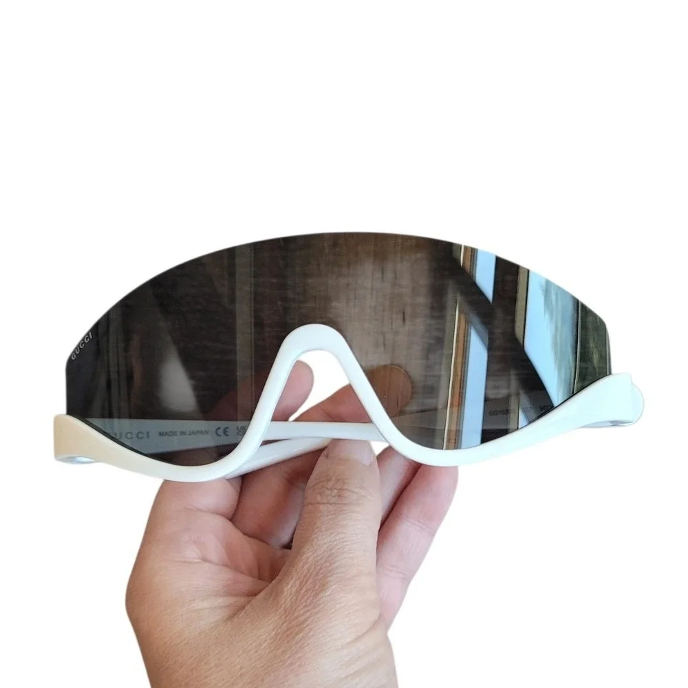 New GUCCI GG1650S White Grey 99mm Shield Sunglasses One Size